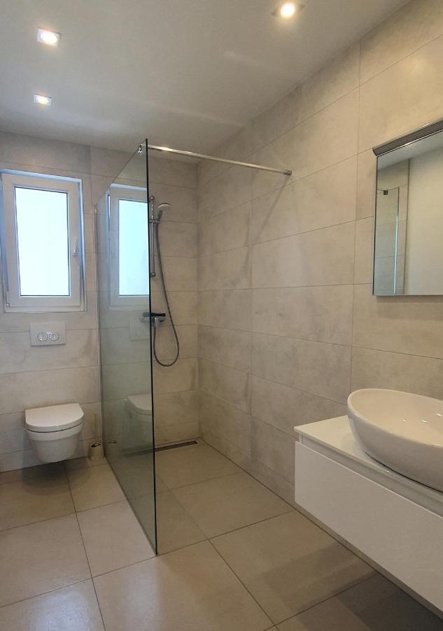 Kober Apartments Krk Кърк Екстериор снимка